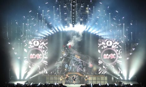 Идея подарка: AC/DC выпускают новый альбом Rock or Bust!