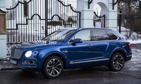 Авто с Яном Коомансом. Тест-драйв Bentley Bentayga: слишком много — это сколько?