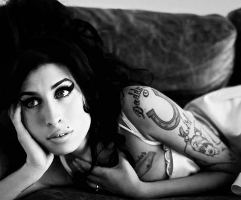 Идея дня. Выставка «Amy Winehouse: A family Portrait»