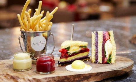 Travel News: Winter Club Sandwich в лондонском отеле Andaz Liverpool Street