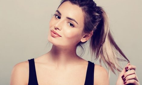 Hair & Style: 8 необычных способов использовать сухой шампунь