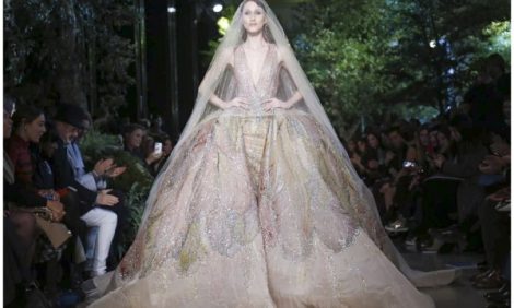 Style Notes: «райские птицы» на показе Elie Saab в Париже