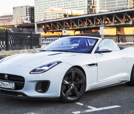 Авто с Яном Коомансом. Чистое удовольствие: обзор Jaguar F-Type 400 Sport Convertible