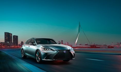 Lexus ES: невиданная технологичность на службе у поэзии