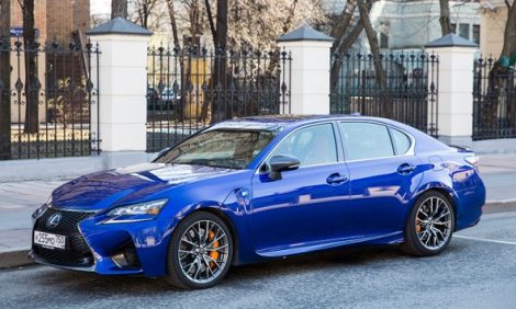 Авто с Яном Коомансом. Тест-драйв Lexus GS F: мегапродвинутый динозавр