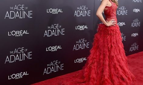 Star Look: lady in red — Блейк Лайвли на премьере мелодрамы «Век Адалин»