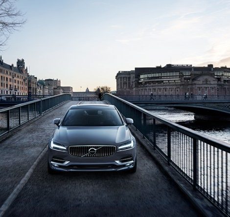 Идея на каникулы: путешествуем по зимней Швеции вместе с Volvo S90