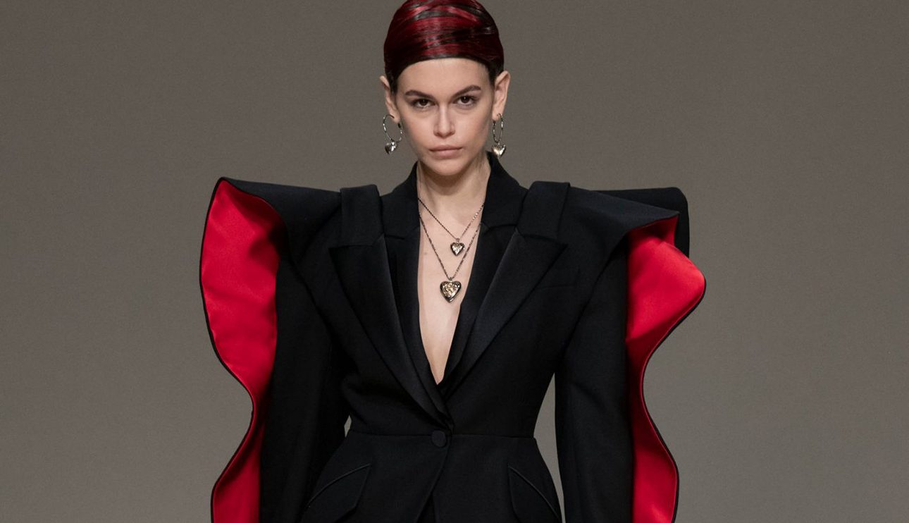 Посвящение Уэльсу: в Париже показали коллекцию Alexander McQueen осень-зима 2020/2021