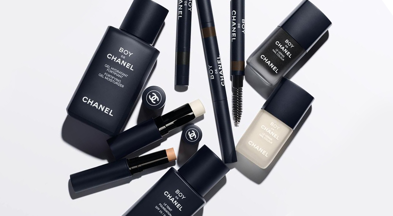 Линейка мужского макияжа Chanel пополнилась лаком для ногтей и другими новинками