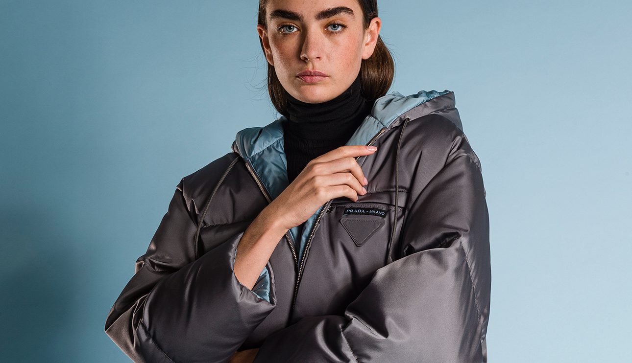 Style Notes: в продаже появилась капсульная коллекция женских пуховиков Prada, созданных специально для России