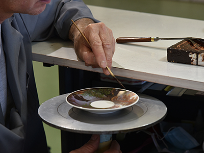 Bernardaud и Третьяковская галерея представляют чайные пары из фарфора, украшенные работами Ивана Шишкина