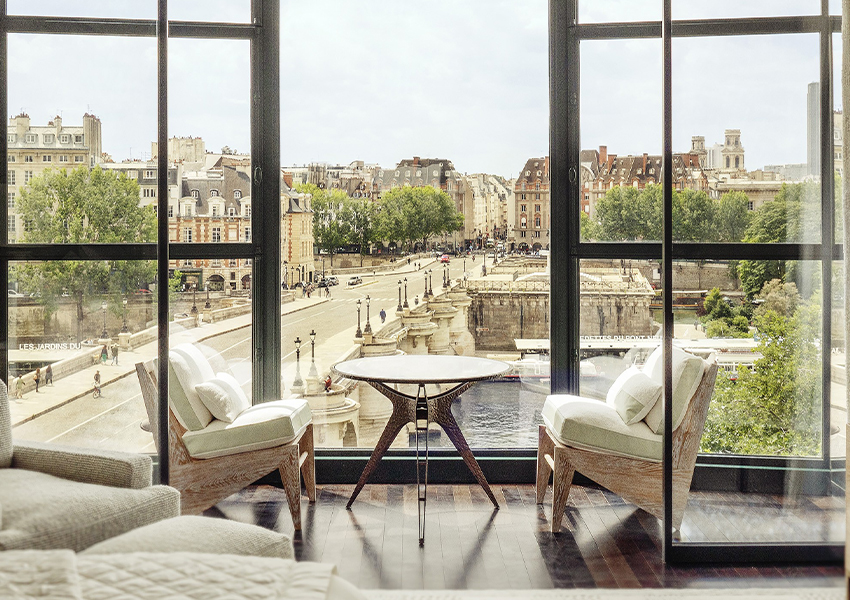 Cheval Blanc Paris