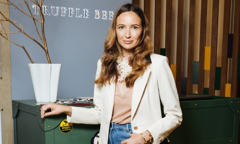 HomeDecor: pop-up Truffle Bee в&nbsp;галереях &laquo;Времена года&raquo;