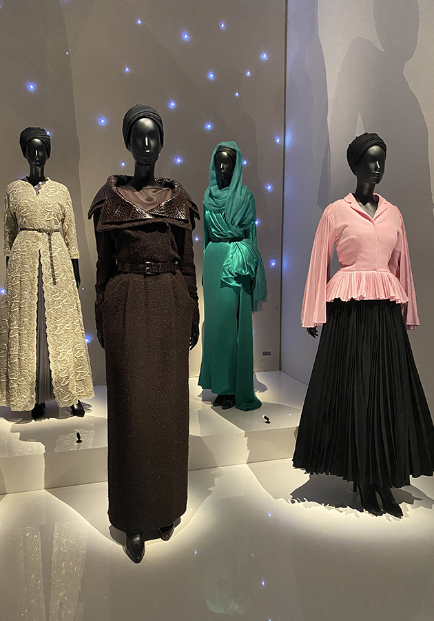 Christian Dior: Designer of Dreams — главная модная ретроспектива года открылась в Катаре