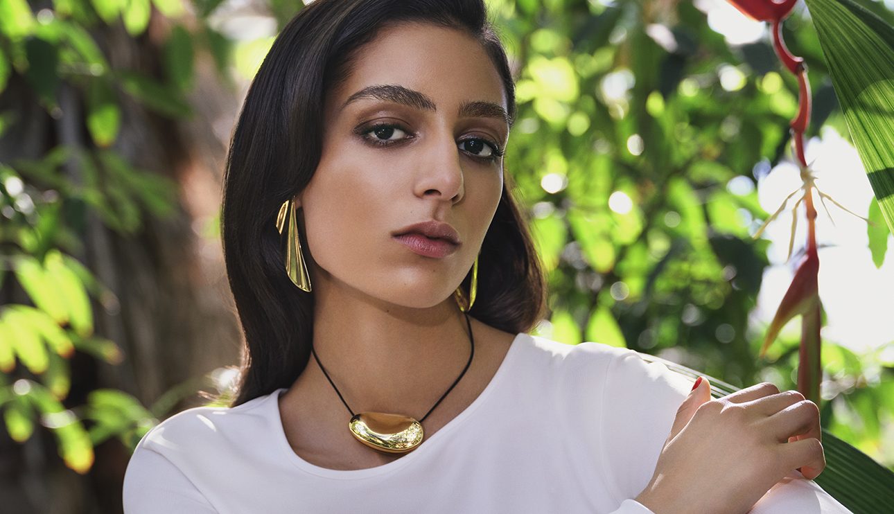 Tiffany & Co. переосмысливает украшения колекции Elsa Peretti® Bean®