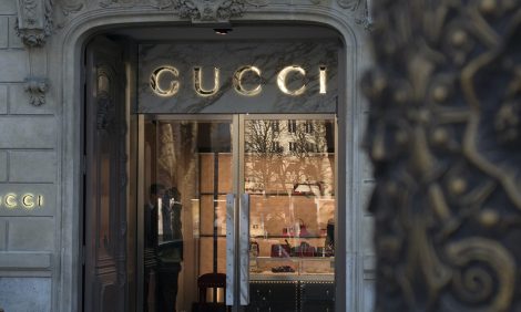 PostaБизнес: магазины Gucci в&nbsp;США начнут принимать оплату криптовалютой