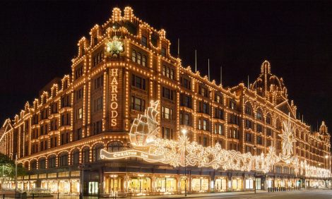 Design &amp;&nbsp;Decor: Dior украсит фасад лондонского Harrods к&nbsp;Рождеству