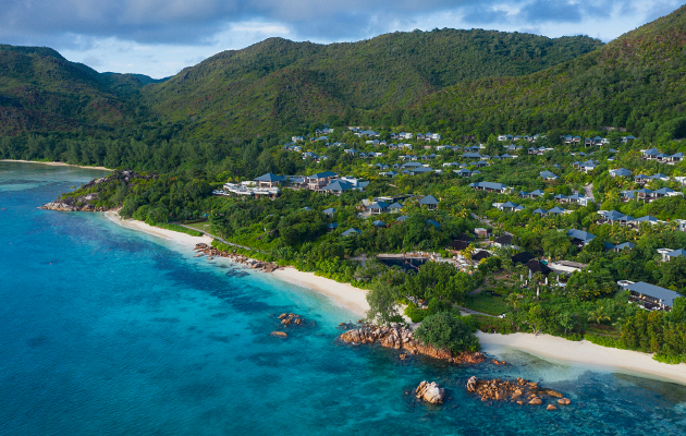 Ночной дайвинг, вертолетные прогулки и спа под открытым небом в Raffles Seychelles