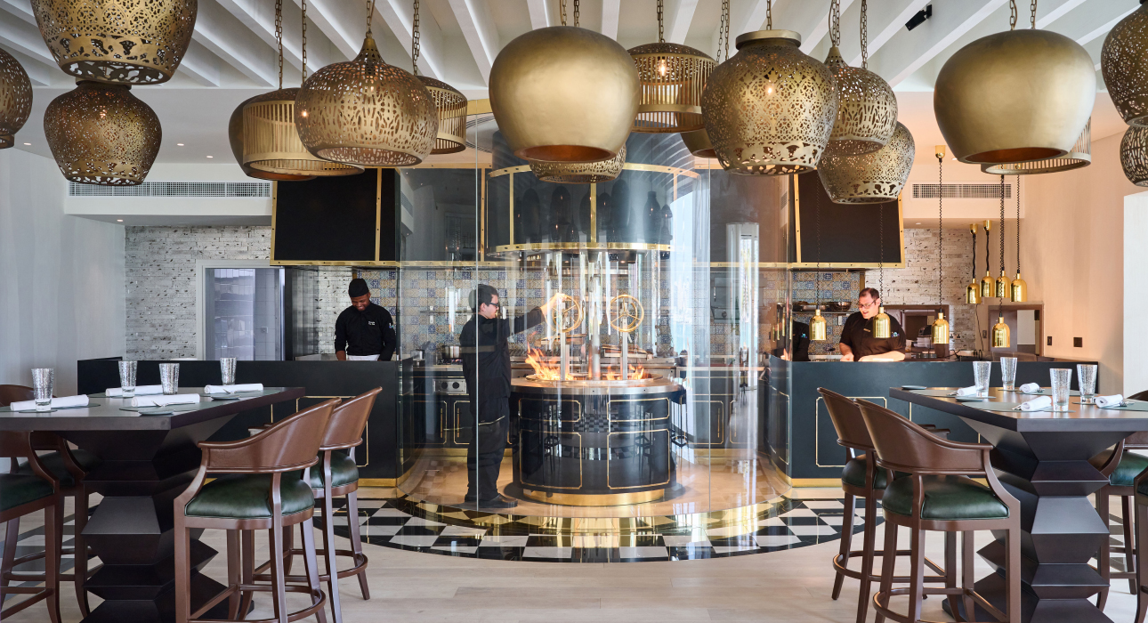 Beach Bar & Grill by Mauro Colagreco