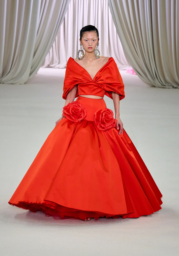 Кутюрная коллекция Giambattista Valli — ода эскапизму