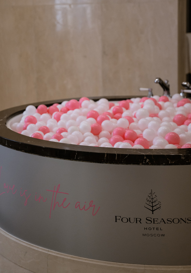 Презентация эксклюзивного селективного аромата Tonka Perfumes в Four Seasons Hotel Moscow