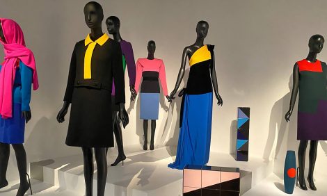 Art, Fashion &amp;&nbsp;Travel: выставка Yves Saint Laurent&nbsp;&mdash; Shapes &amp;&nbsp;Forms в&nbsp;музее модного дома в&nbsp;Париже