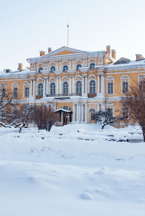 Питер Weekly: Белоснежный бал Иоганна Штрауса, Christmas Market в&nbsp;Особняке Мясникова, выставка-приключение &laquo;Тайна забытых сказок&raquo; и&nbsp;ресторан CHANG