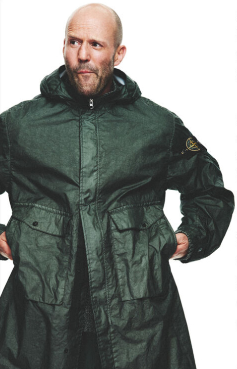 Men in&nbsp;Style: рекламная кампания Stone Island с&nbsp;Джейсоном Стэйтемом собрала шквал комментариев от&nbsp;российских фанатов