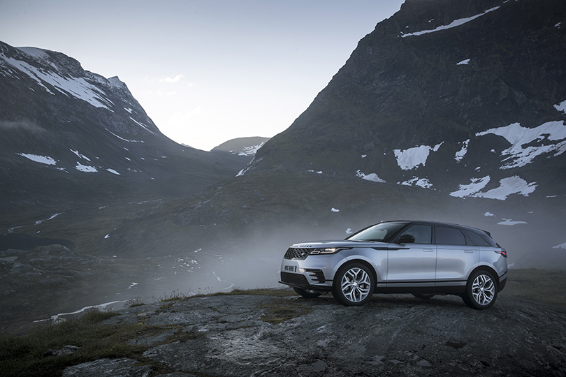 Старт продаж кроссовера Range Rover Velar