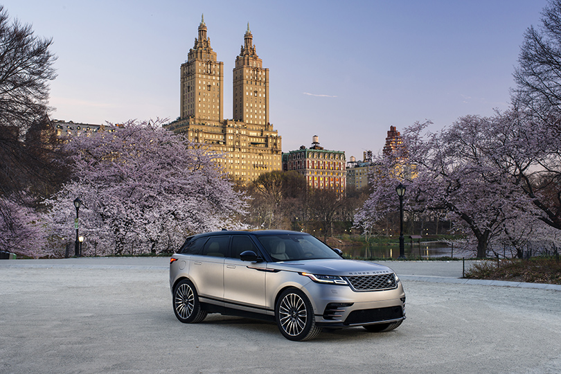 Старт продаж кроссовера Range Rover Velar