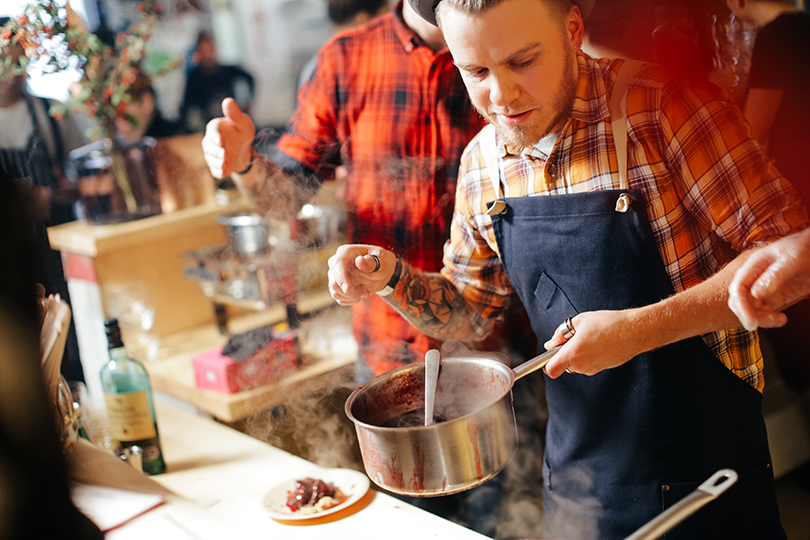 Светская хроника: The Singleton Night Market на Усачевском рынке. Владимир Чистяков