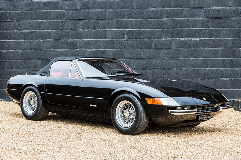 Машины Харви Спектера: Ferrari 365 GTS/4 Spyder 1971 (Ferrari Daytona)