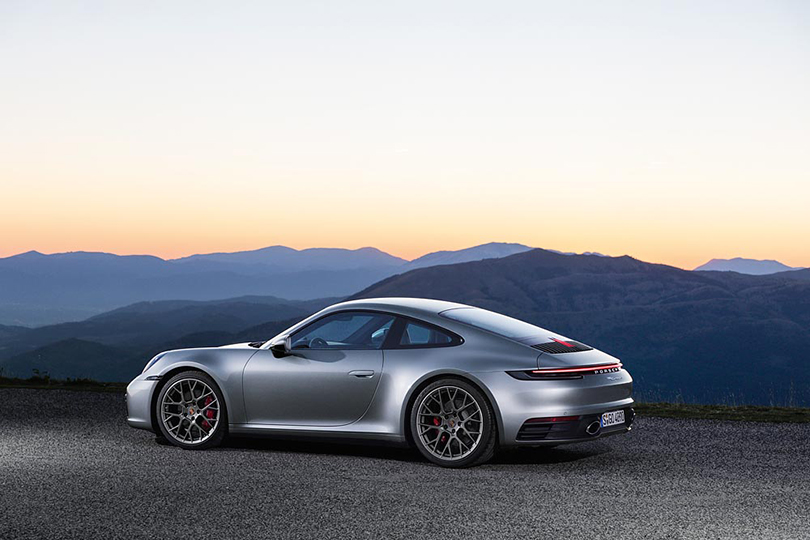 Cars with Jan Coomans. L.A. Confidential: a brand new Porsche 911 is born