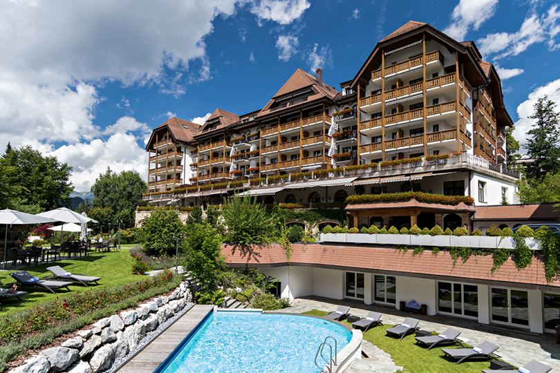 #postatravelnotes Куда поехать летом: wellness-уикенд от Chiva-Som в швейцарском отеле Park Gstaad