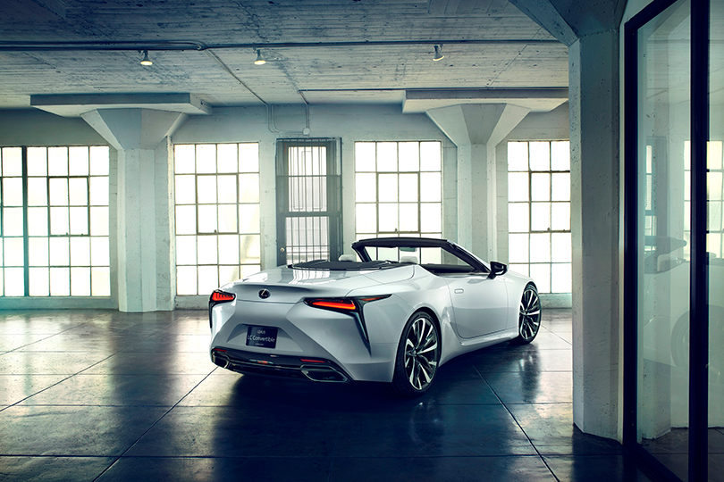 Женевский автосалон 2019: европейская премьера Lexus LC Convertible — концепта флагманского купе LC с откидным верхом