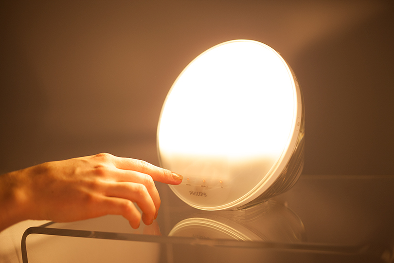 Механизмы: будильник Philips Wake-Up Light. Включите мне солнце!