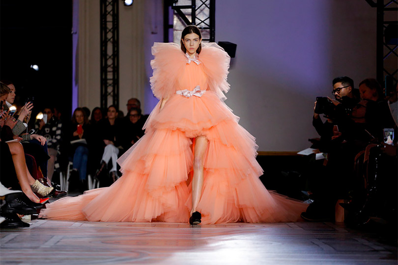 Цветочная симфония коллекции Giambattista Valli Couture