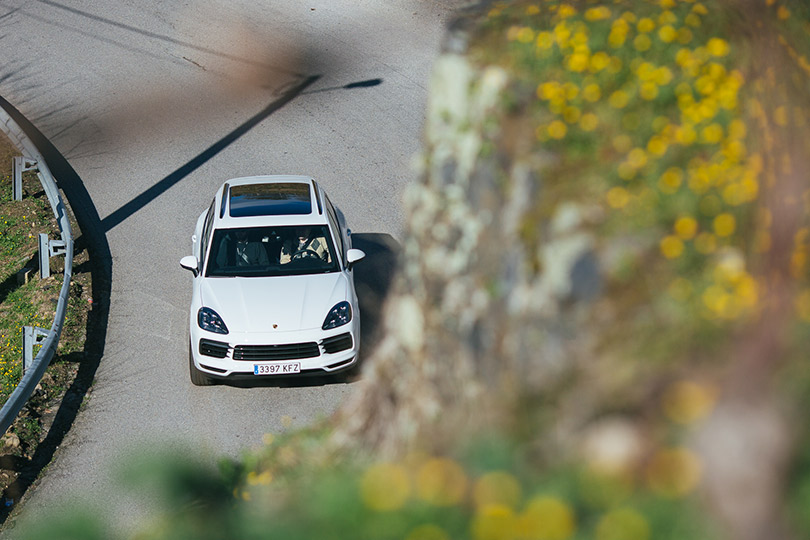 Cars with Jan Coomans. Porsche Cayenne review — lucky number three?