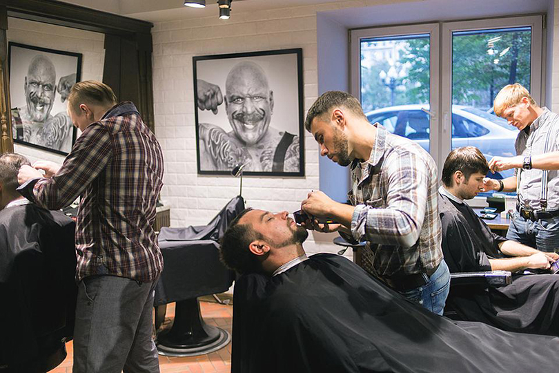 10 лучших барбершопов Москвы и Санкт-Петербурга. Mr. Right Barbershop