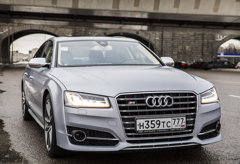 Cars with Jan Coomans: Audi S8 Plus review