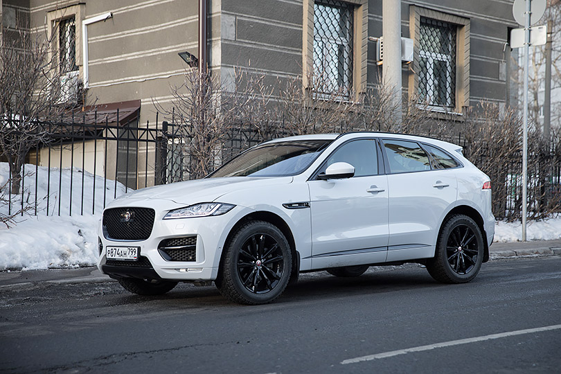 Авто в большом городе. 2-я часть: за рулем Jaguar F-Pace — по самым модным улицам Москвы