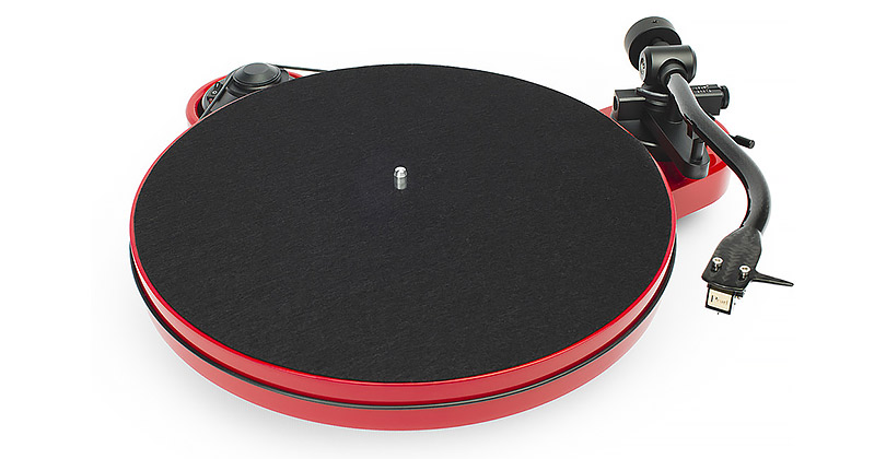 Проигрыватель Pro-Ject RPM 1 Carbon DC для любителя хорошего звука