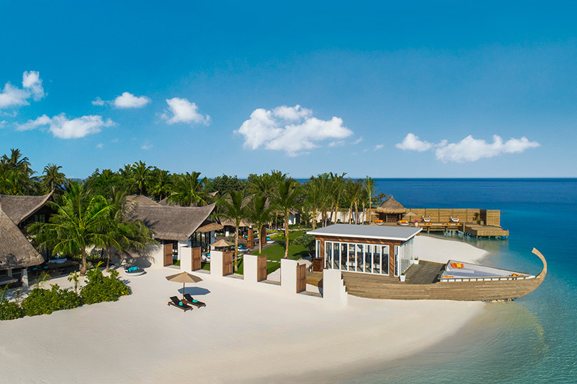 #PostaTravelNotes: Яна Рудковская и Евгений Плющенко на Королевской вилле в Jumeirah Vittaveli Maldives