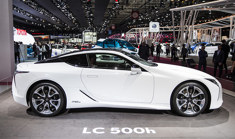 Авто с Яном Коомансом: что посмотреть на Парижском автосалоне. Lexus LC 500h