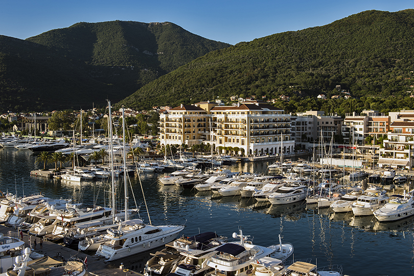 Идея на майские: открывая Черногорию с Regent Porto Montenegro