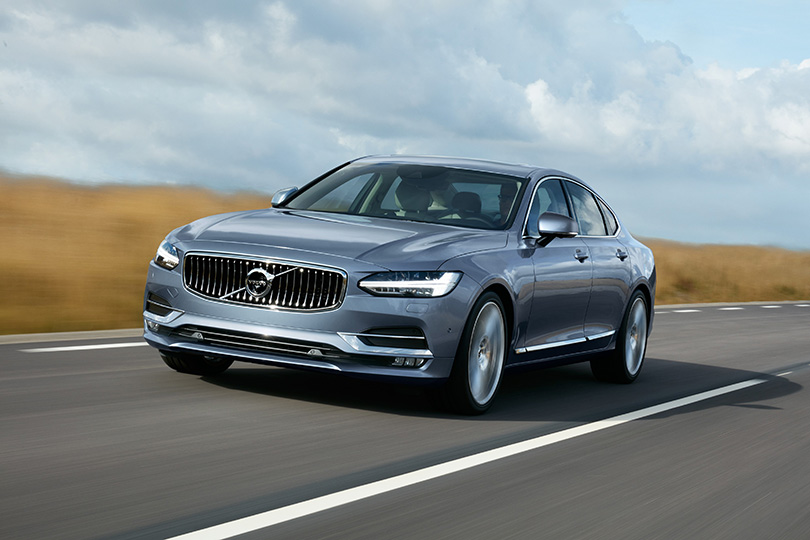 Новый Volvo S90 